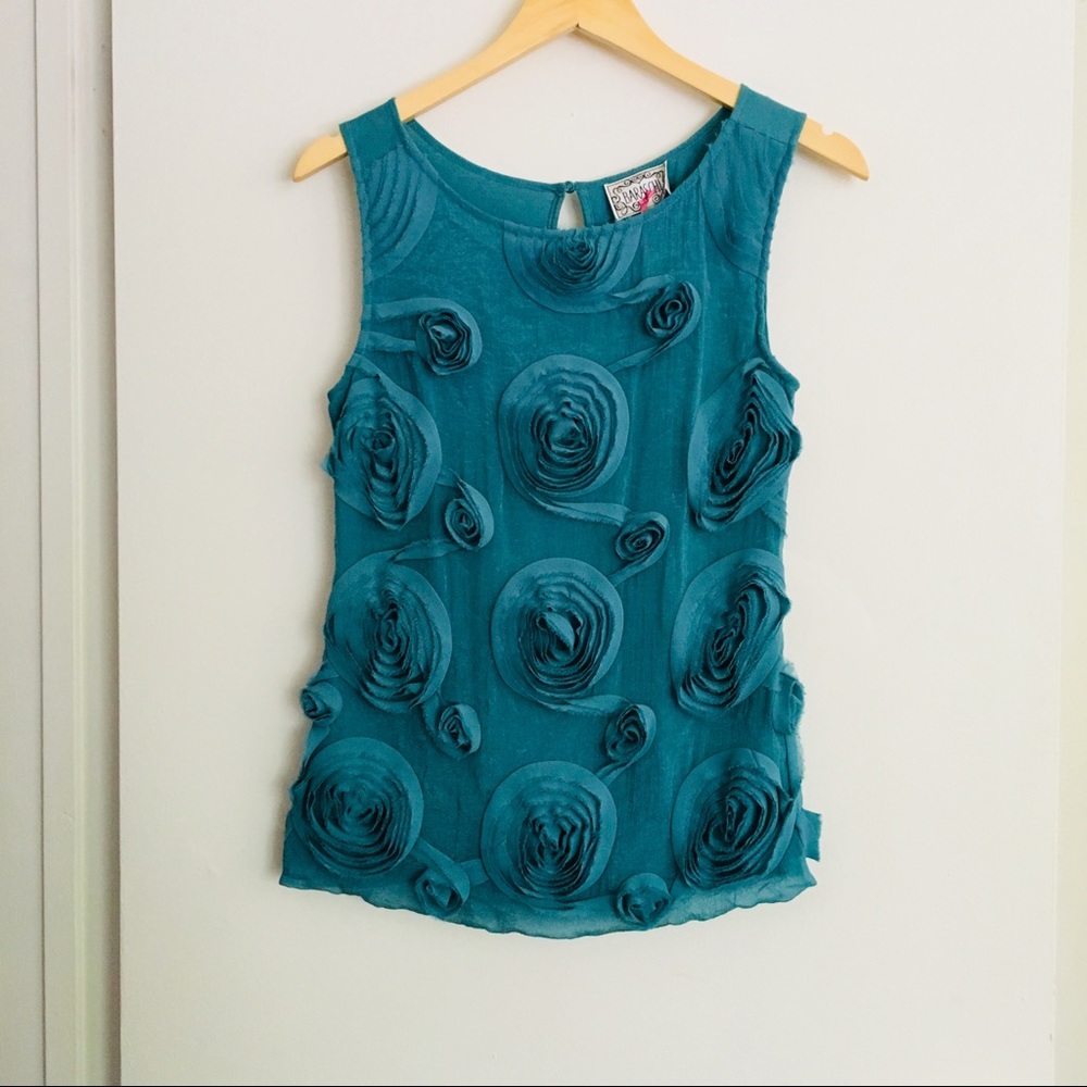 Anthropologie Yoanda Baraschi pinwheel top size S